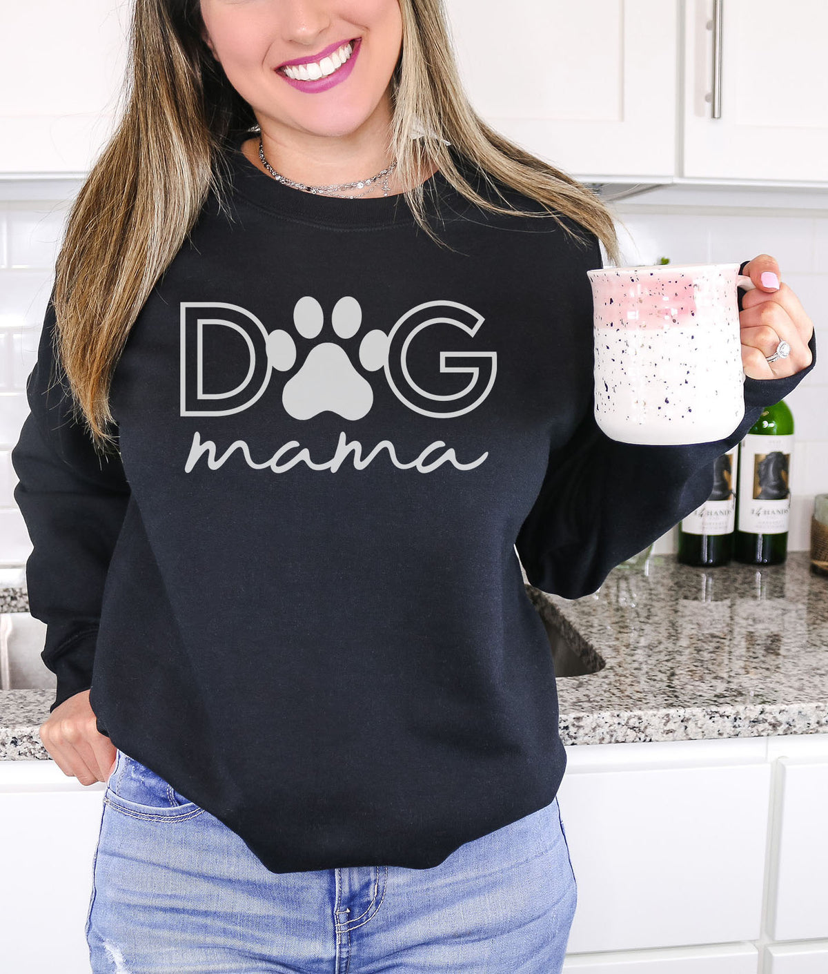 Dog Mama Graphic Sweatshirt